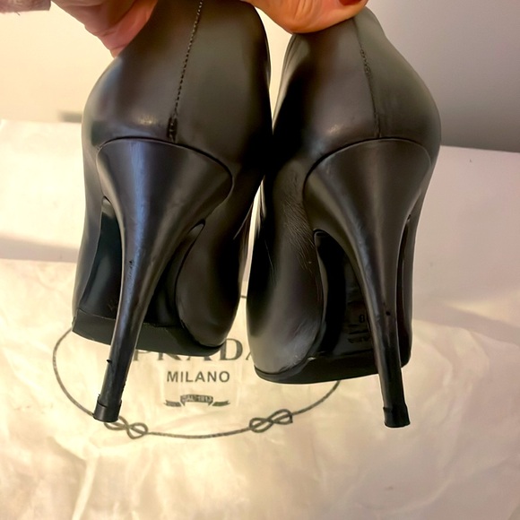Prada stiletto pumps silver metallic size 38 (7.5-8) - Picture 6 of 13